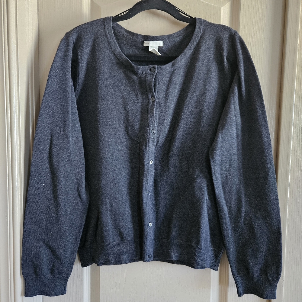 HM basic black cardigan sweater